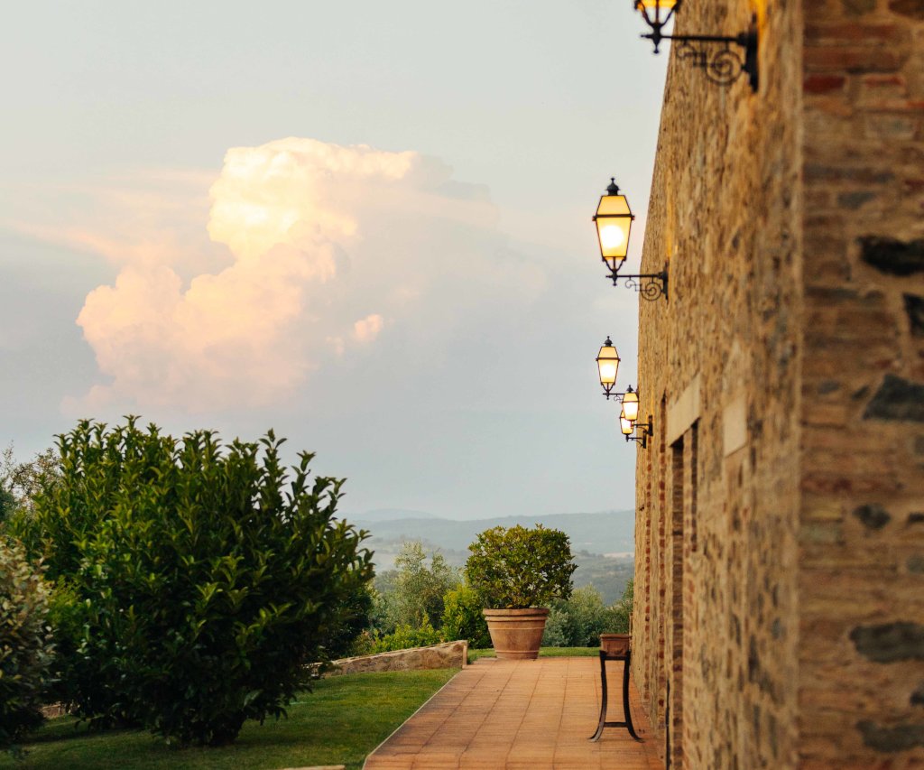 Wine Relais in Montecucco - Collemassari Hospitality