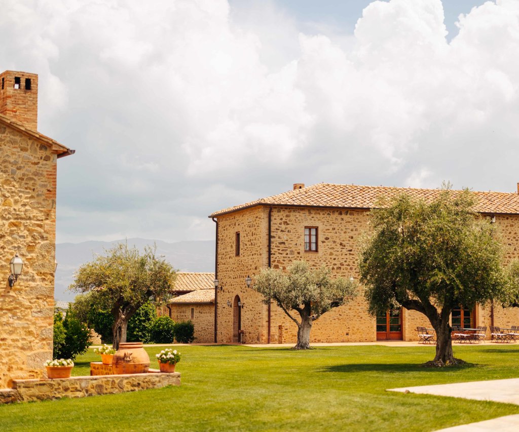 Wine Relais in Montecucco - Collemassari Hospitality