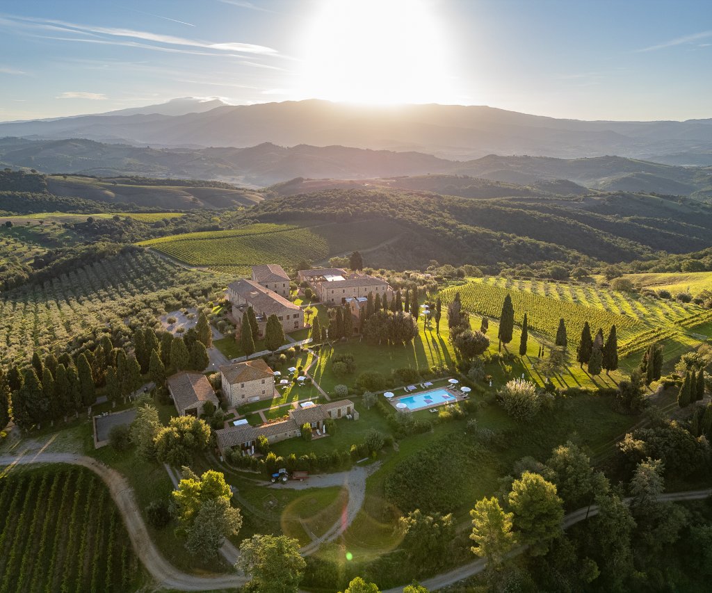 Wine Relais in Montecucco - Collemassari Hospitality